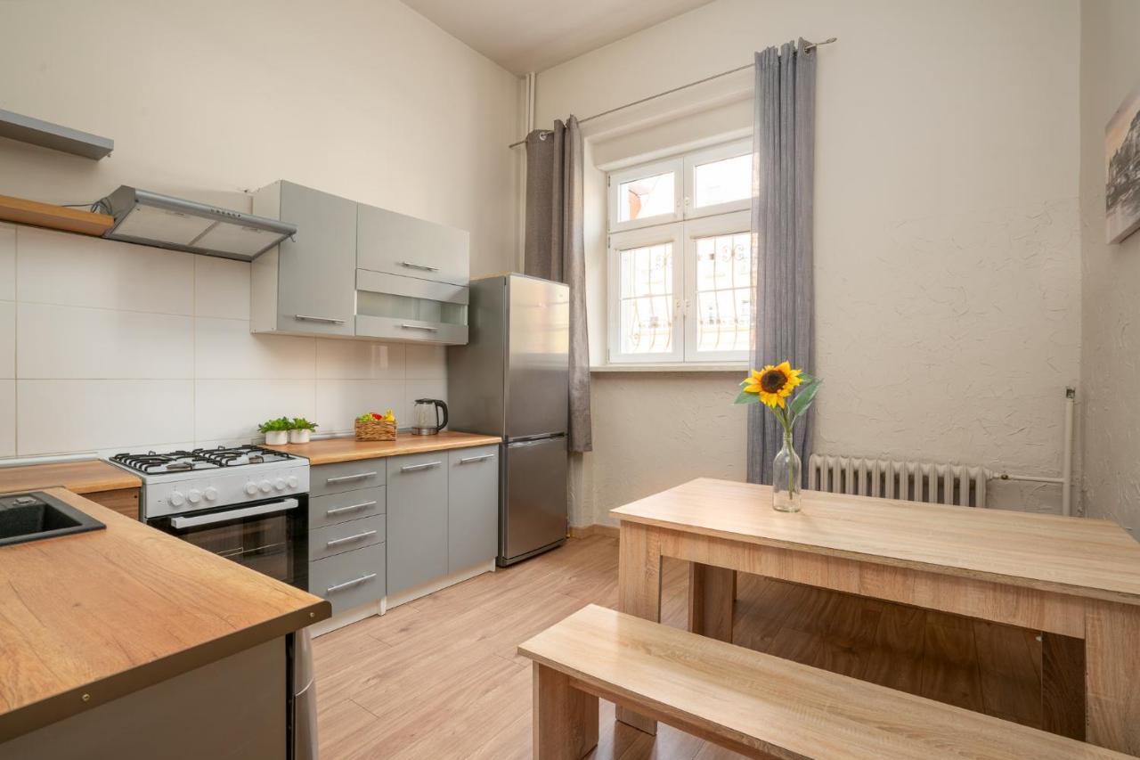 As Home 8-Osobowy Apartament W Rynku Breslavia Esterno foto